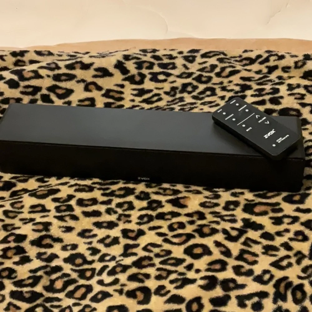 Sound bar - Picture 1 of 1